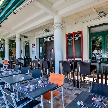 Le Terminus Hotel Вилньов-сюр-Ло Екстериор снимка